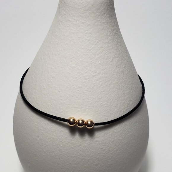 14K Solid GOLD Beads Red String Kabbalah Bracelet Protection Good Luck - Picture 1 of 4